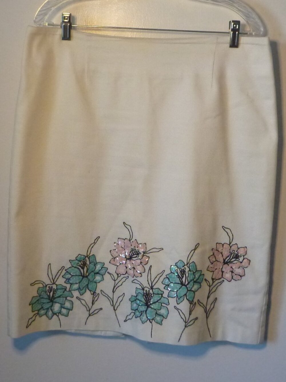 Karen Kane Lifestyle Cream Linen Blend Embroidered Floral Skirt Size 12